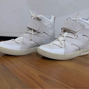 Sorel Women's Wedge Sneakers - White and Cream